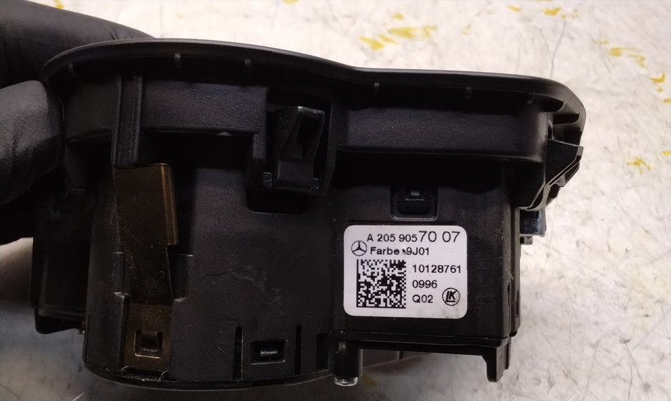 MERCEDES C-CLASS W205 HEADLIGHT CONTROL SWITCH 2014-2020 A2059057007 FM001018