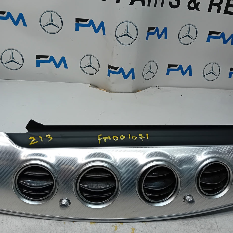 MERCEDES E CLASS W213  DASHBOARD TRIM PANEL + 4 AIR VENT  A2136809304 FM001071