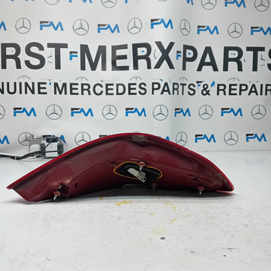 MERCEDES S-CLASS W222 PASSENGER SIDE NS REAR TAIL LIGHT FMT182 2015 A2229065401