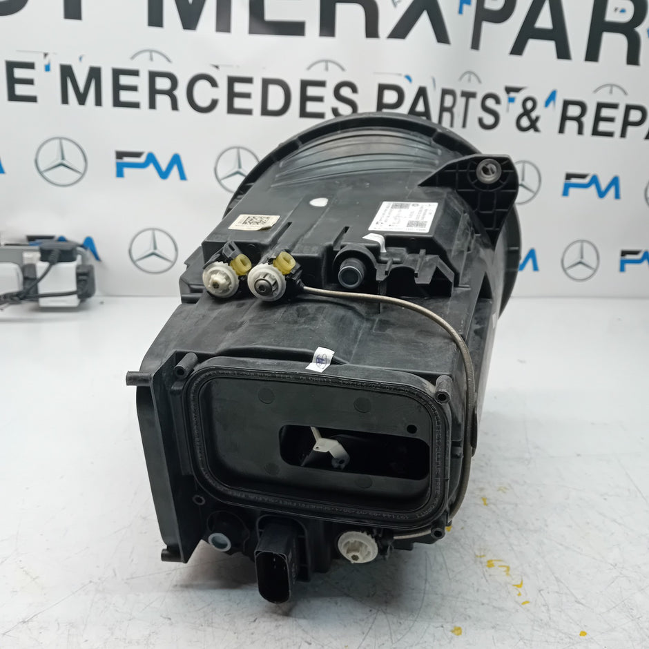 MERCEDES G-CLASS W463 LED PASSENGER SIDE NS HEADLIGHT A4639060502 2020 FMT196