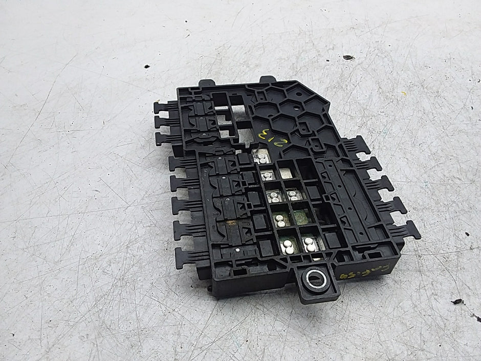 MERCEDES BENZ  E-CLASS  W213 FUSE RELAY JUNCTION BOX  A2135406200  FMF154