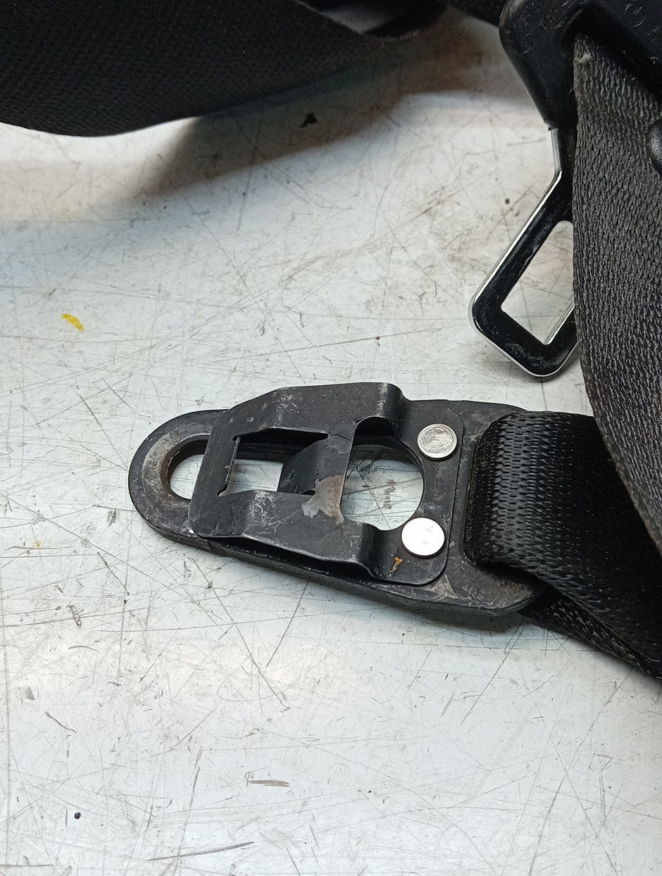 MERCEDES E220 SEAT BELT A2138605600 FRONT RIGHT DSL AUTO W213 ESTATE FMS94 OSF