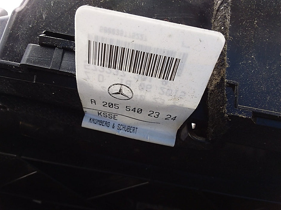 2014 ONWARDS MERCEDES C-CLASS W205 CENTRE  CONSOLE  A2056807210 FMK15 (DAMAGED)