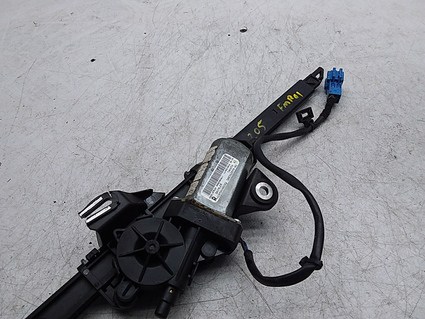 MERCEDES MERCEDES C-CLASS W205  SEAT BELT RETRACTOR 2058600282 FMR01