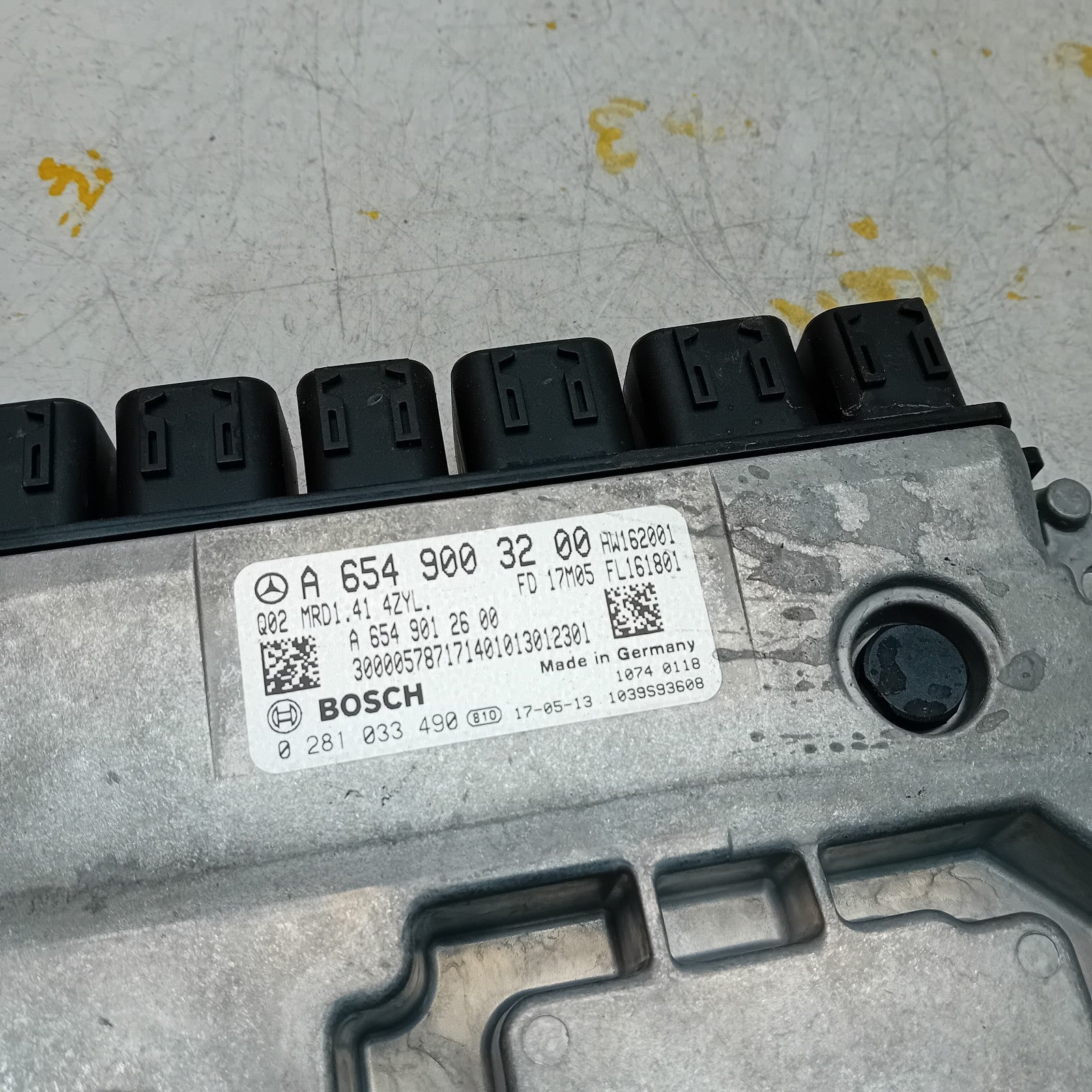MERCEDES E-CLASS W213 ENGINE  ECU CONTROL MODULE A6549003200 FM001078
