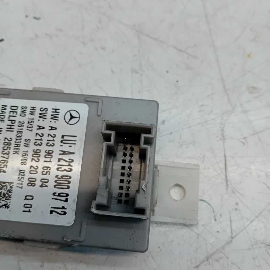 MERCEDES E-CLASS W213 LIGHT CONTROL UNIT A2139016504 FM00825