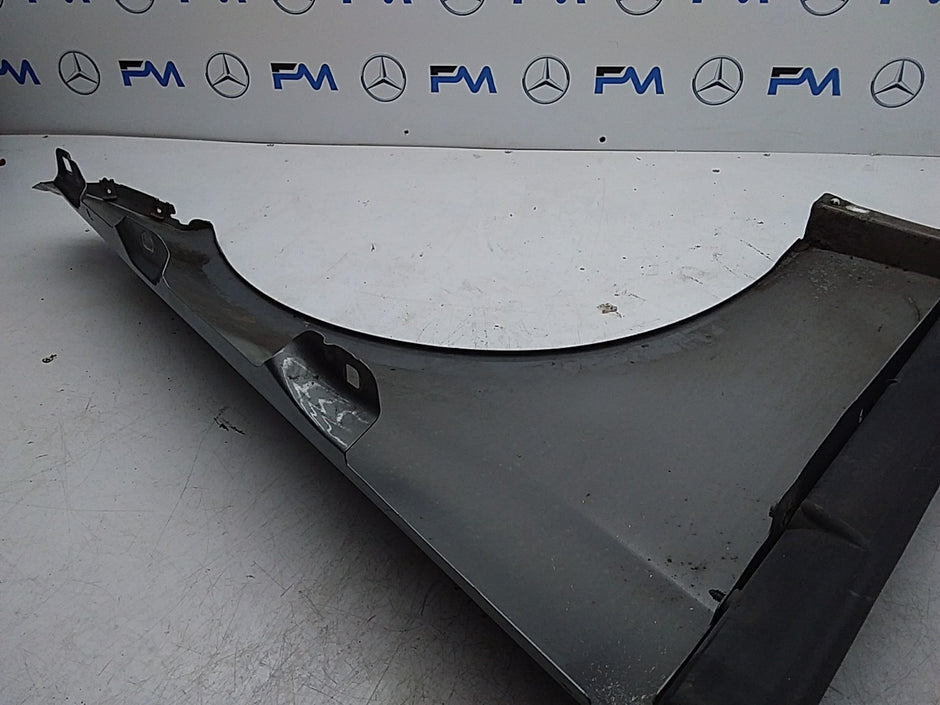 MERCEDES  E-CLASS W212 NS LEFT PASSENGER SIDE WINGS FMW28 A2128810101 (DAMAGED)