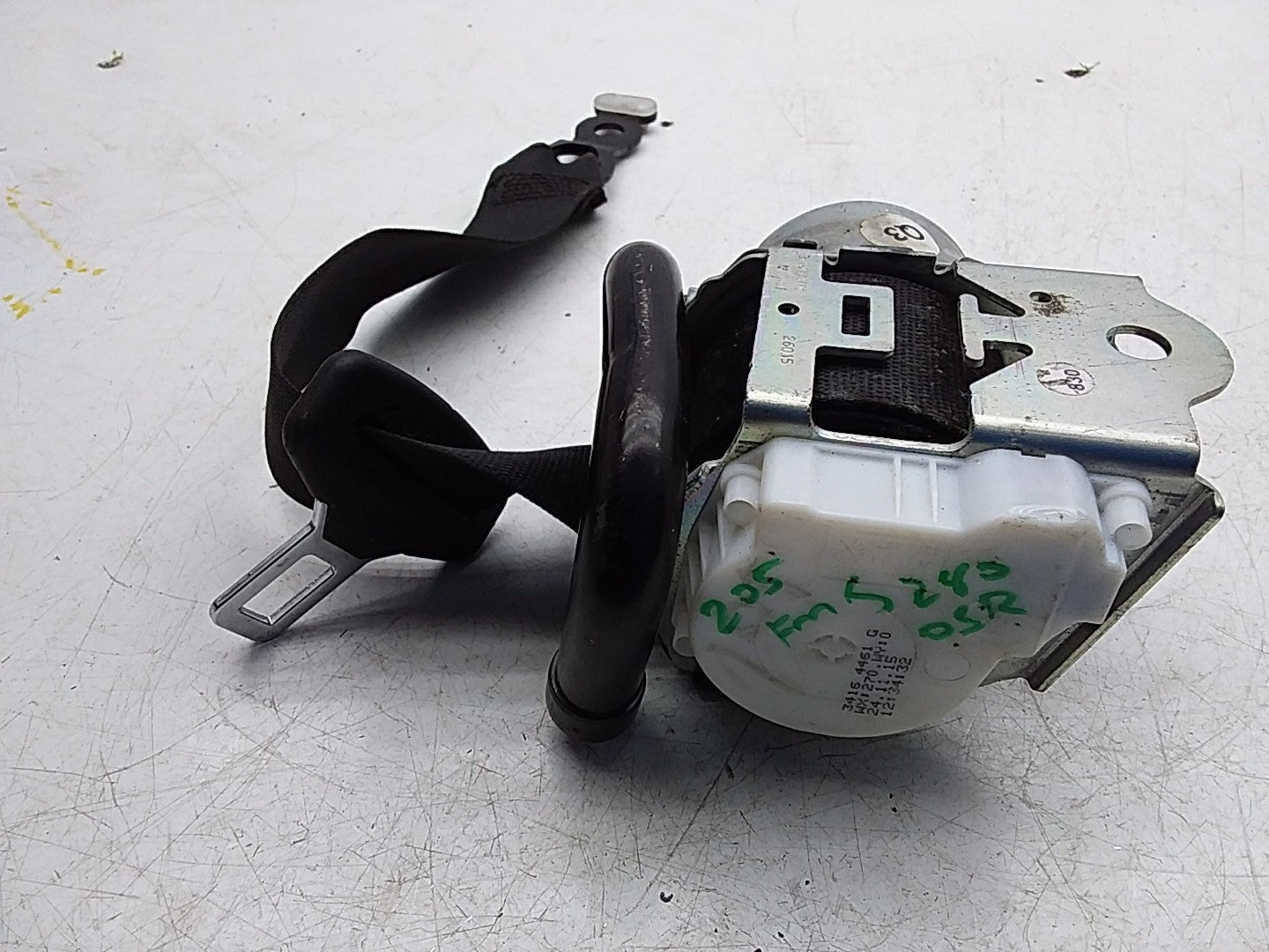 MERCEDES C-CLASS W205 SEAT BELT REAR RIGHT DRIVER SIDE A2058600685 FMS280 OSR
