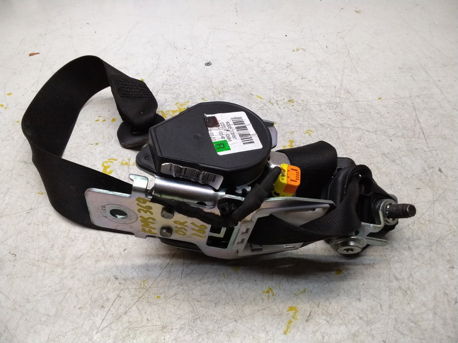 MERCEDES GLE W166 SEAT BELT REAR RIGHT DRIVER SIDE A1668603285 FMS369 OSR