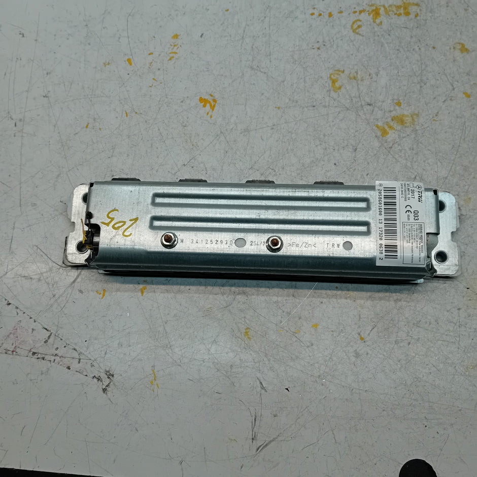 MERCEDES BENZ C CLASS W205 OSF DRIVER SIDE KNEE AIRBAG A2058201600 2017 FM001004