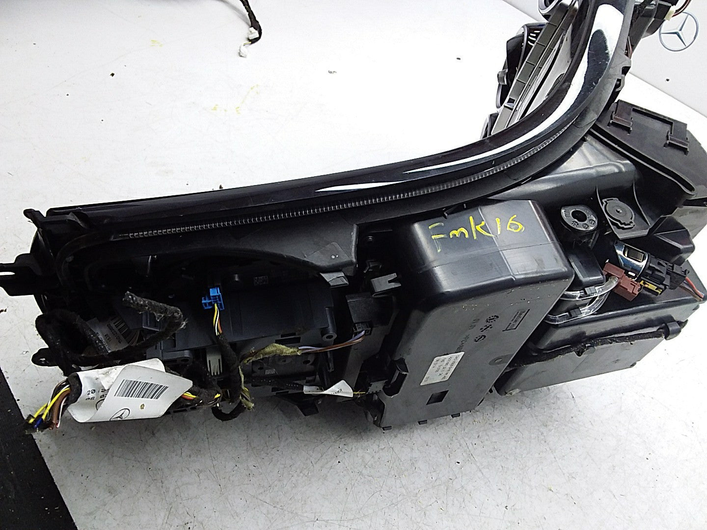2014 ONWARDS MERCEDES C-CLASS W205 CENTRE  CONSOLE  A2054402032 FMK16