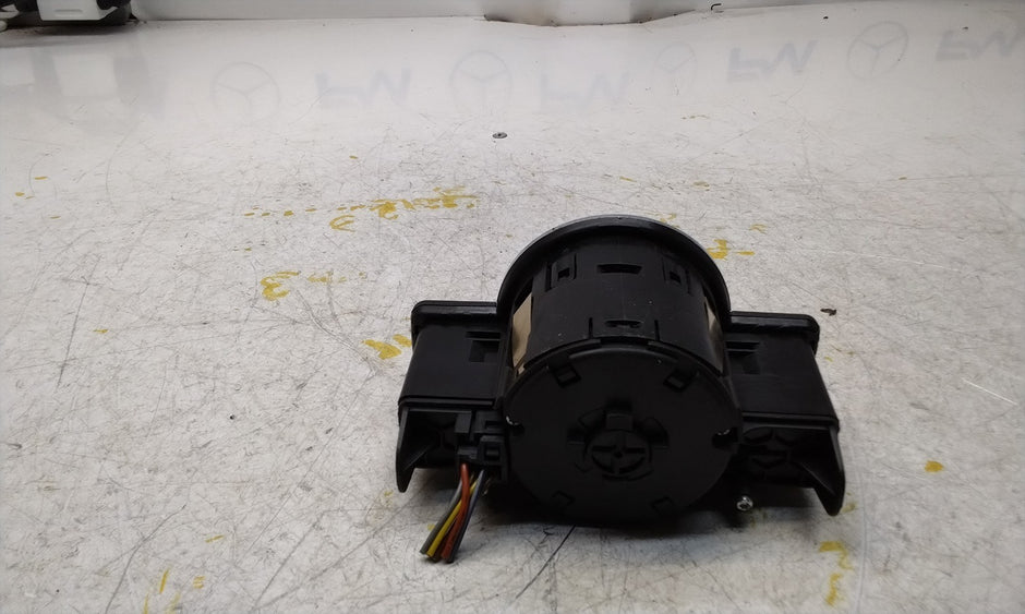 MERCEDES E-CLASS W212 HEADLIGHT CONTROL SWITCH 2012 A2129056800 FM001023