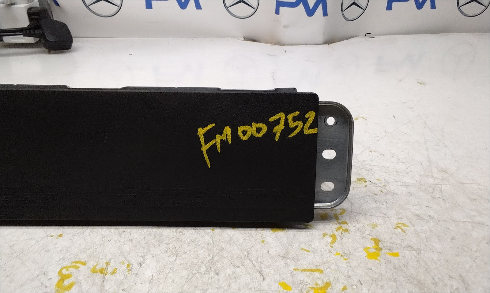 2019 MERCEDES BENZ A-CLASS W177 DRIVER SIDE KNEE AIRBAG A1778600102 FM00752