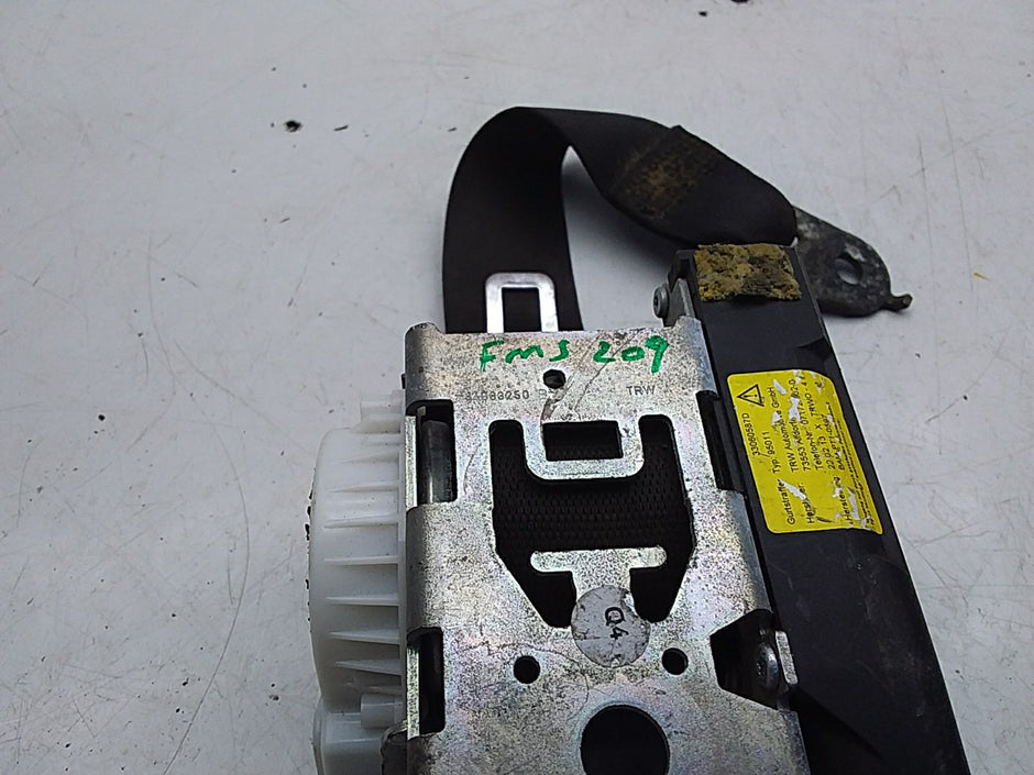 MERCEDES C-CLASS W204 SEAT BELT REAR  LEFT PASSENGER SIDE A2048602886 FMS209 NSR