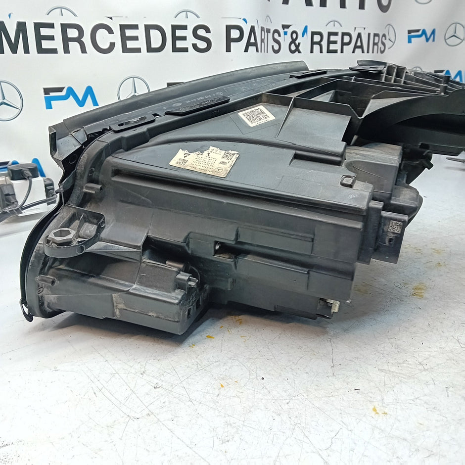 MERCEDES E-CLASS W213 HEADLIGHT DRIVER SIDE OS RIGHT A2129069608 2018 FMH177