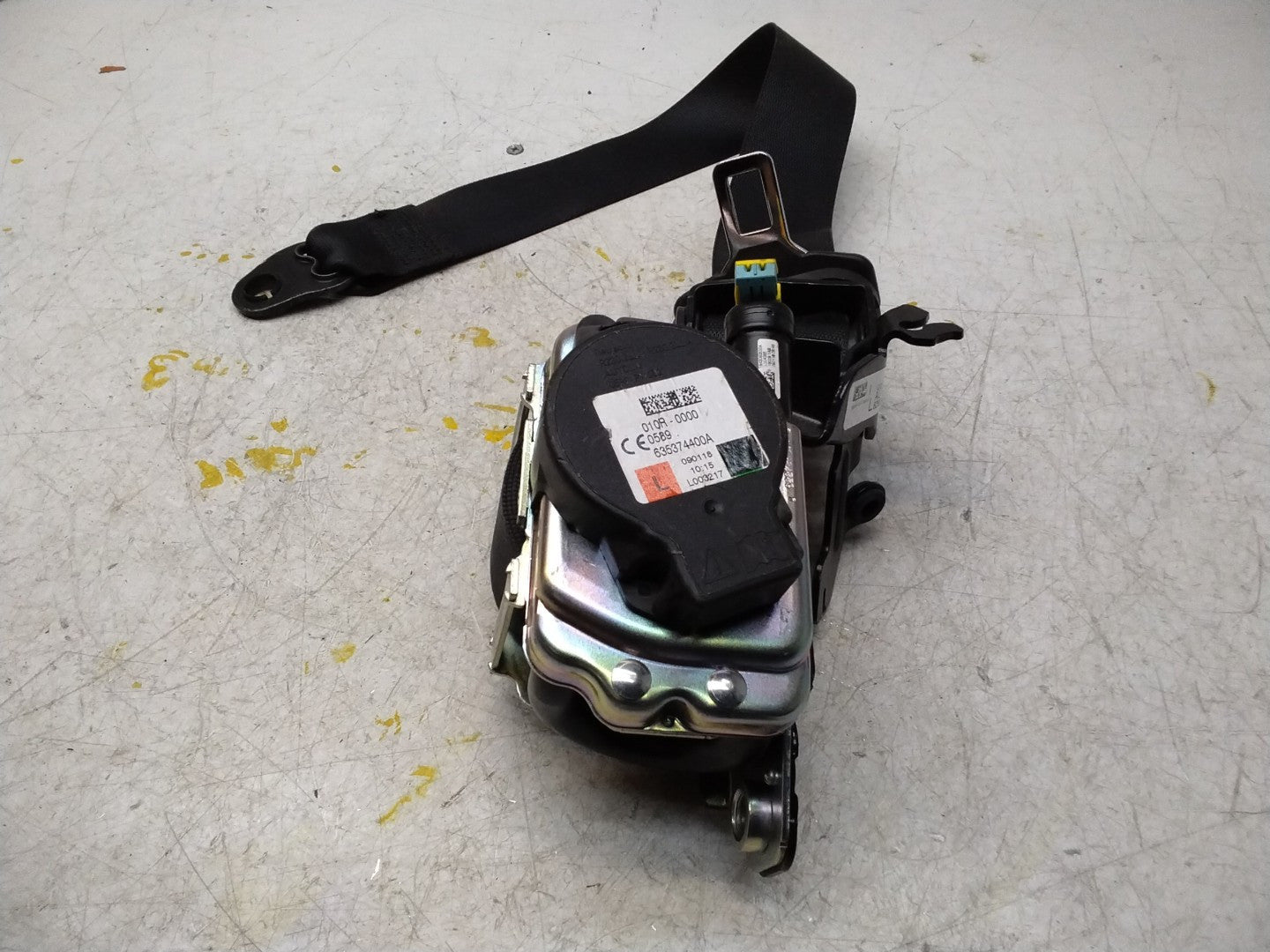 MERCEDES-BENZ W205 C CLASS FRONT LEFT PASSENGER SEATBELT A2058605185 FMS339 NSF