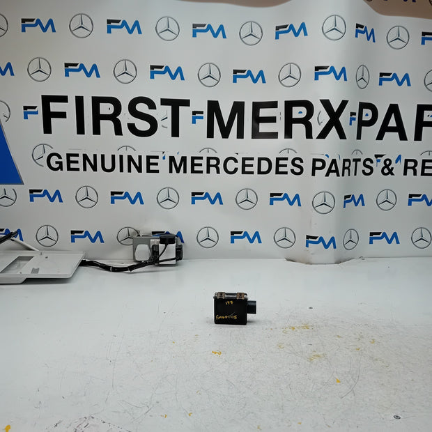 MERCEDES  A-CLASS FRONT RADAR SENSOR MODULE UNIT 2020 W177 A0009058913 FM001115
